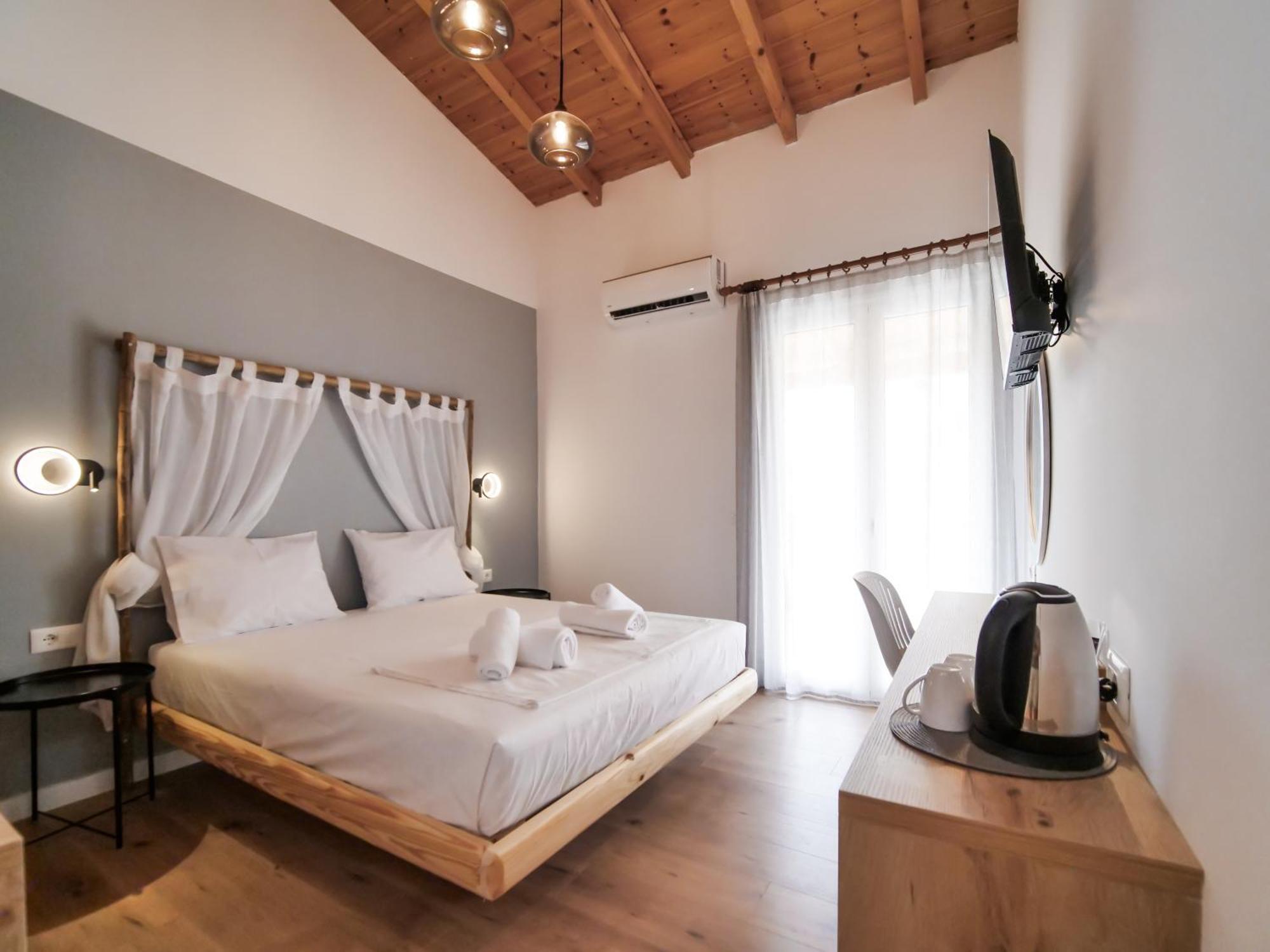 Orchard Retreat Aparthotel Himare Bagian luar foto